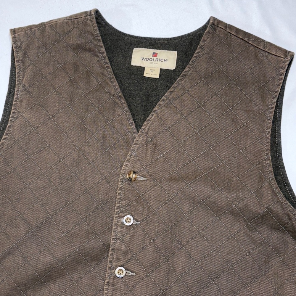 Woolrich Quilted Vest Mens XL Brown Cotton Button Front Cinch Back Workwear Gorp